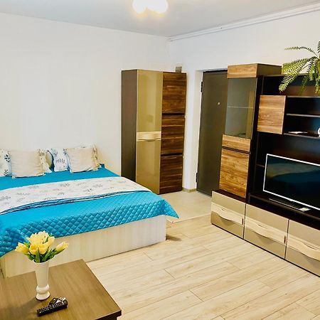 Garsoniera Trivale City Lägenhet Piteşti Exteriör bild